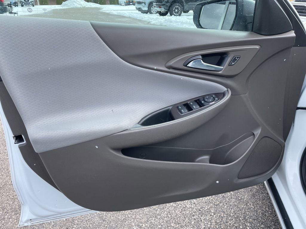 Used 2020 Chevrolet Malibu LS image 5