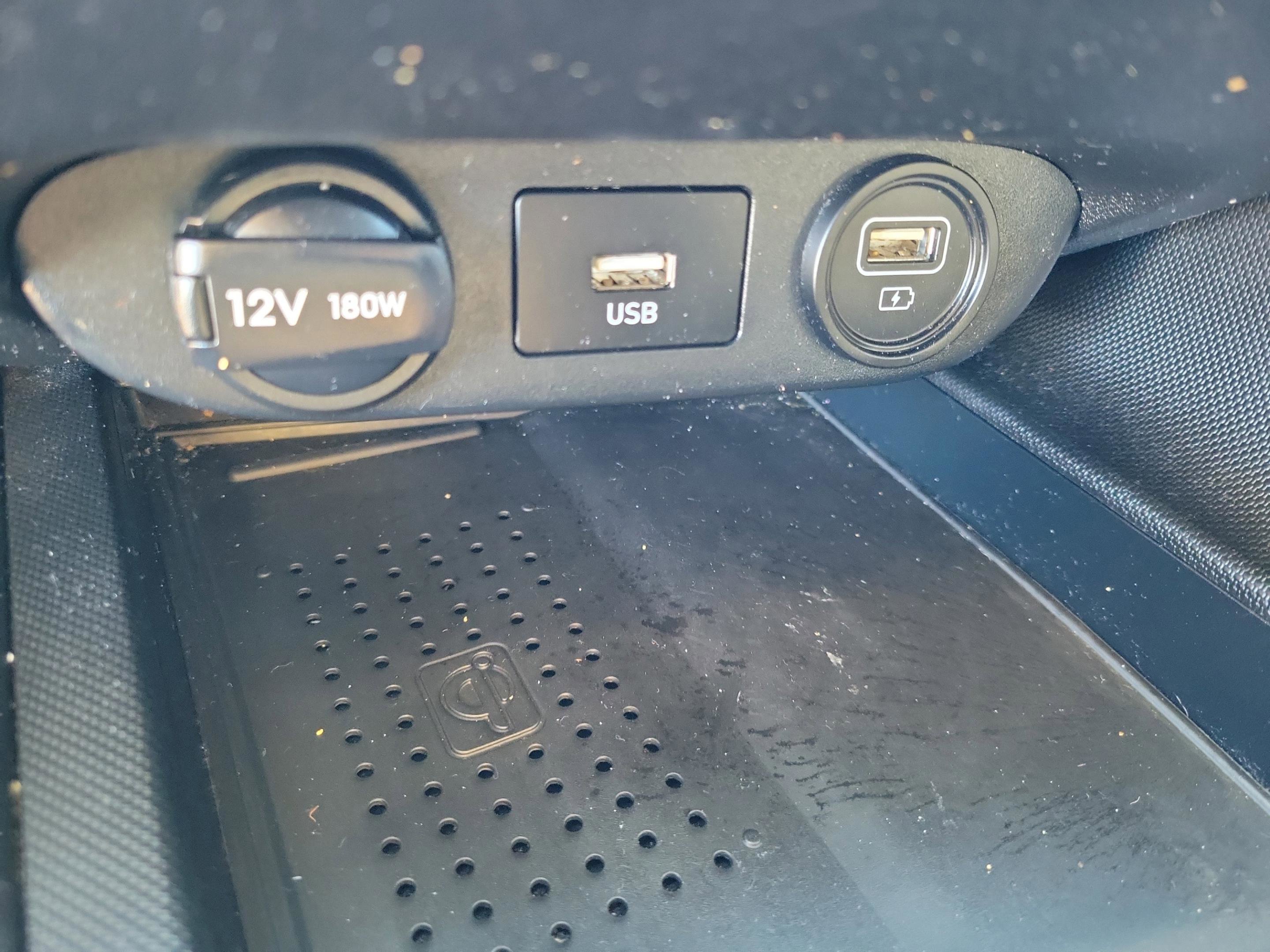 Used 2023 Hyundai Elantra SEL w/ Convenience Package image 23