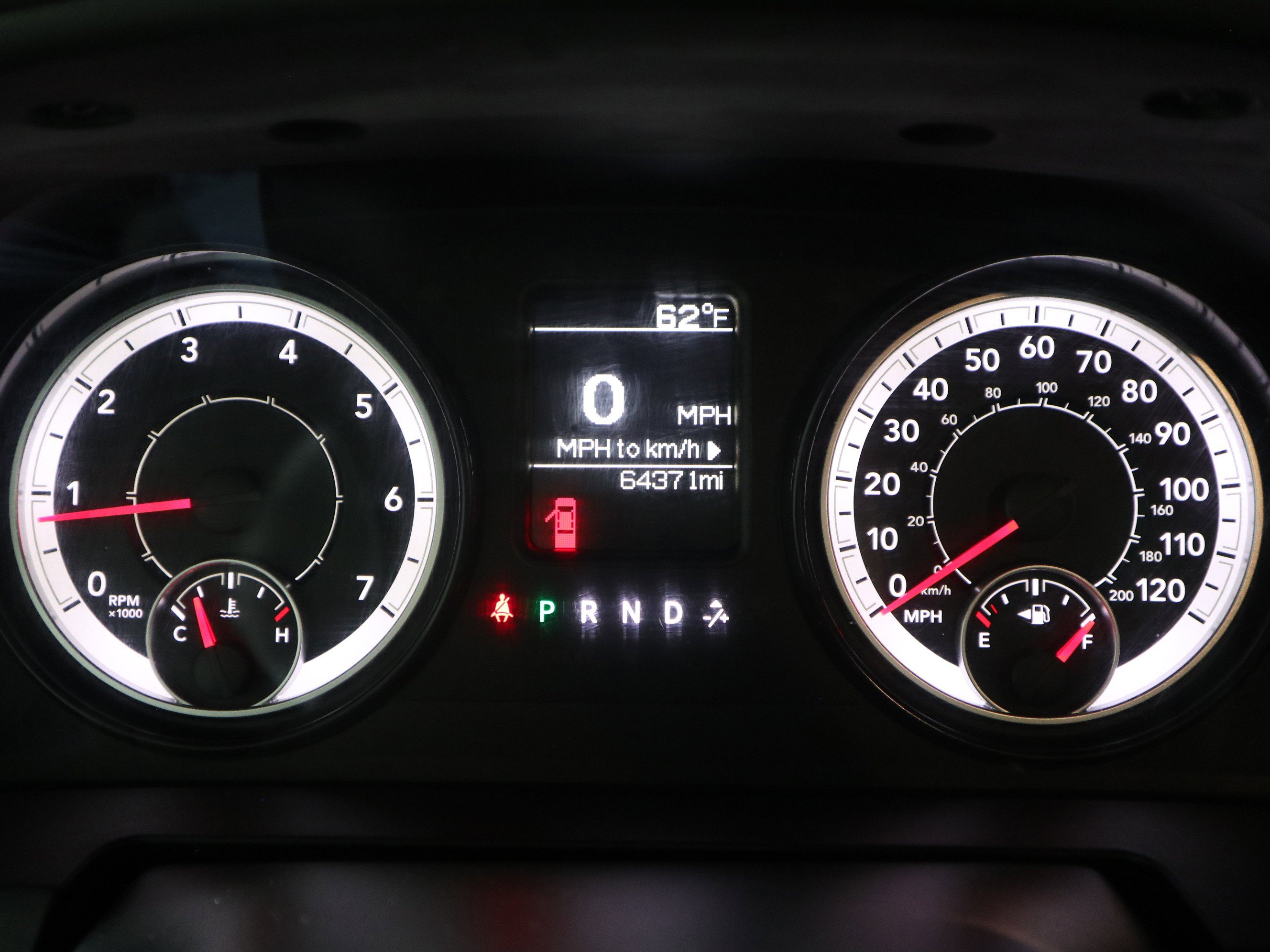 Used 2017 RAM 1500 Express image 17