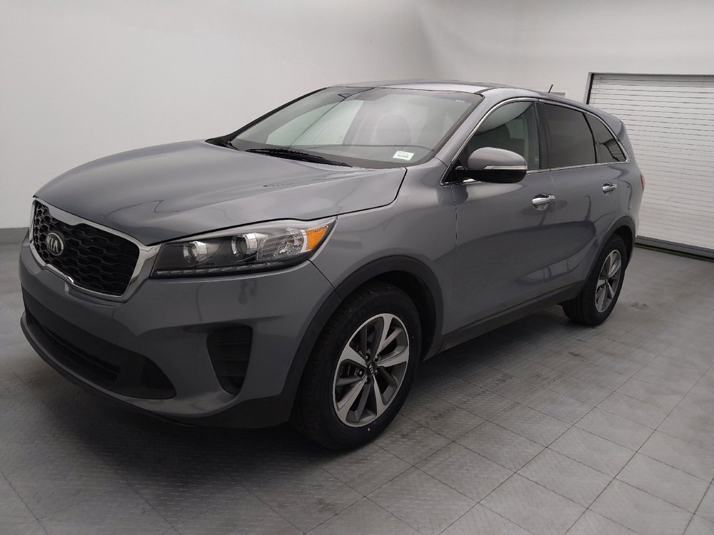 Used 2020 Kia Sorento LX image 2