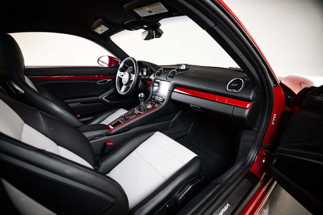 Certified 2024 Porsche 718 Cayman RWD image 27