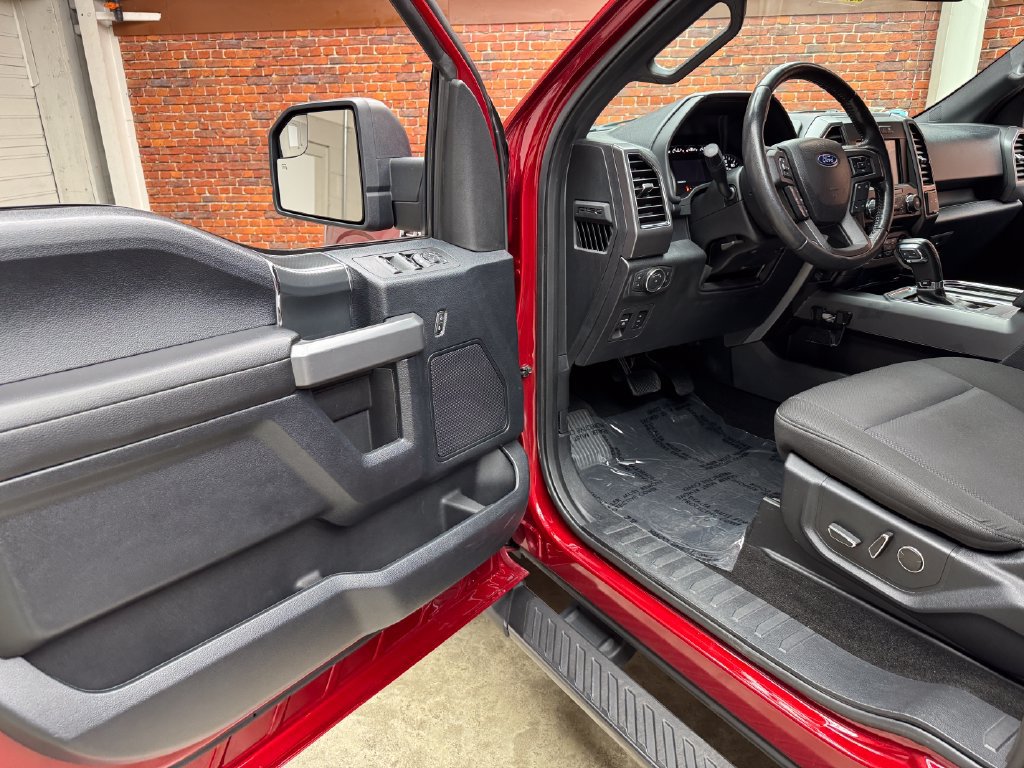 Certified 2018 Ford F150 XLT w/ Equipment Group 302A Luxury AWD/4WD image 9
