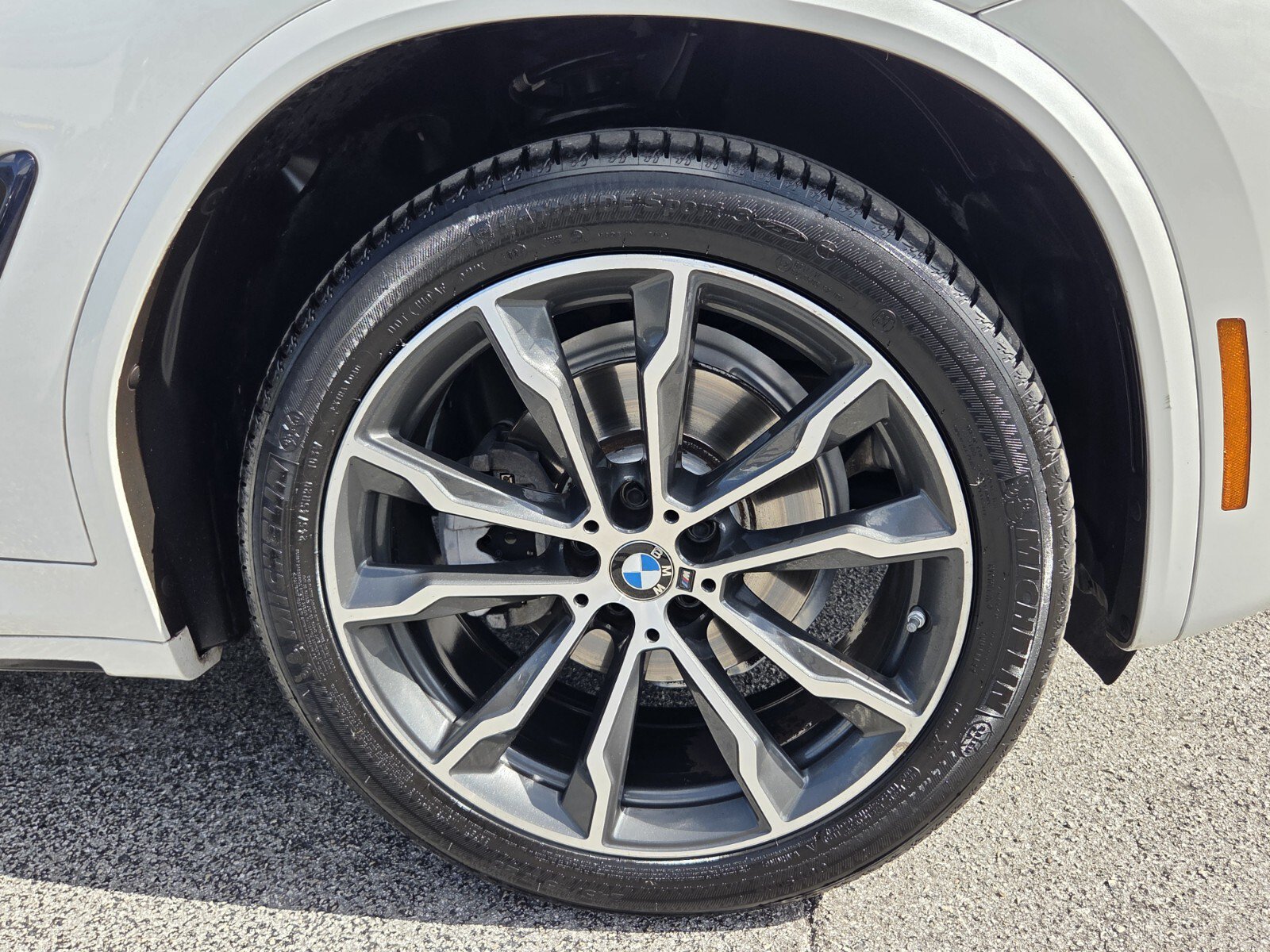Used 2022 BMW X3 xDrive30i w/ M Sport Package AWD/4WD image 9