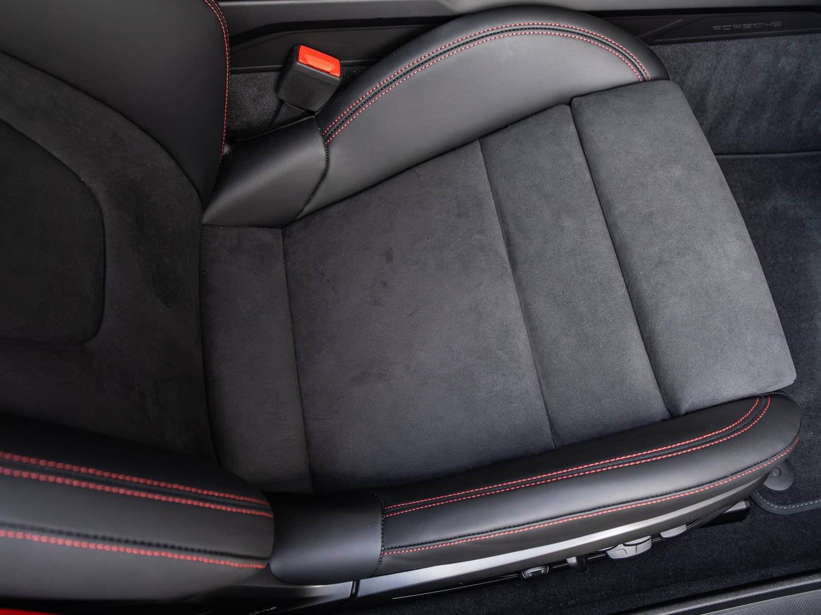 Certified 2026 Porsche 911 GT3 RWD image 58