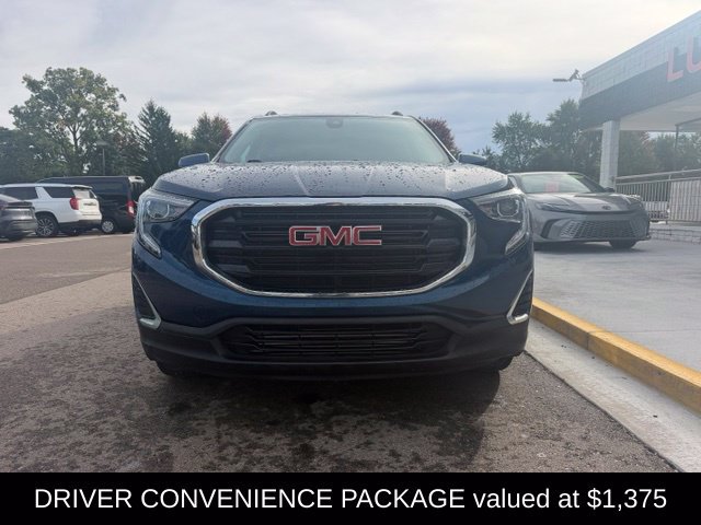 Used 2020 GMC Terrain SLE w/ Driver Convenience Package AWD/4WD image 3