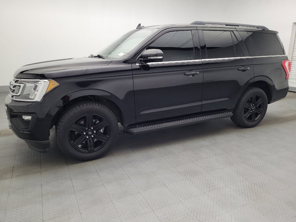 Used 2020 Ford Expedition XLT w/ Black Accent Package RWD image 2