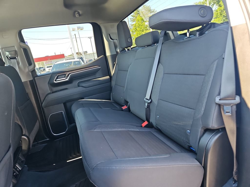 Used 2026 Chevrolet Silverado 1500 RST AWD/4WD image 16