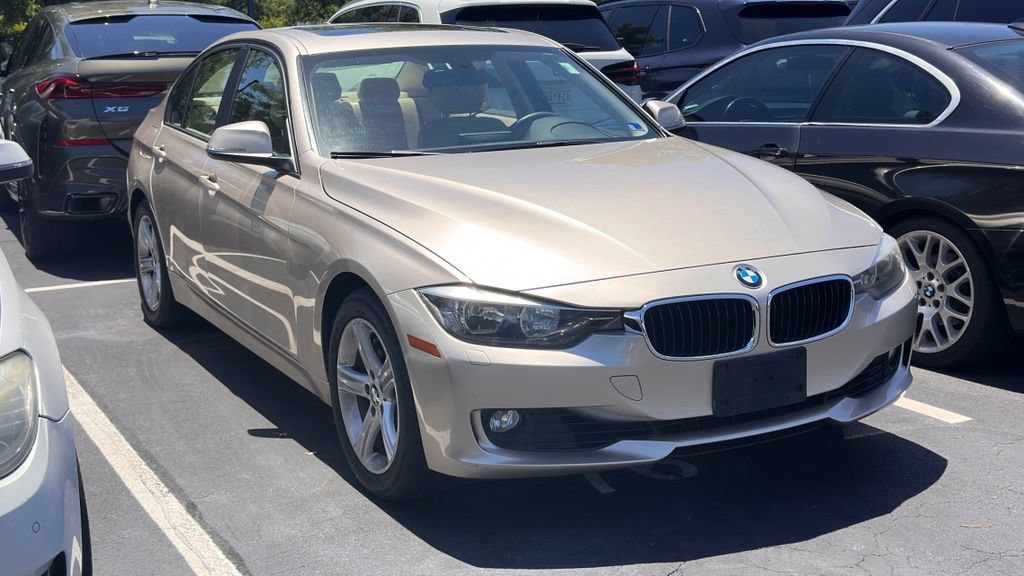 Used 2013 BMW 328i xDrive Sedan AWD/4WD image 1