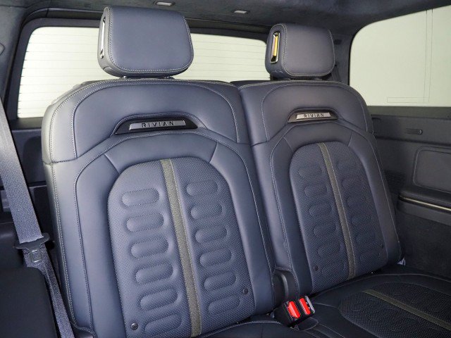 Used 2024 Rivian R1S Adventure AWD/4WD image 18