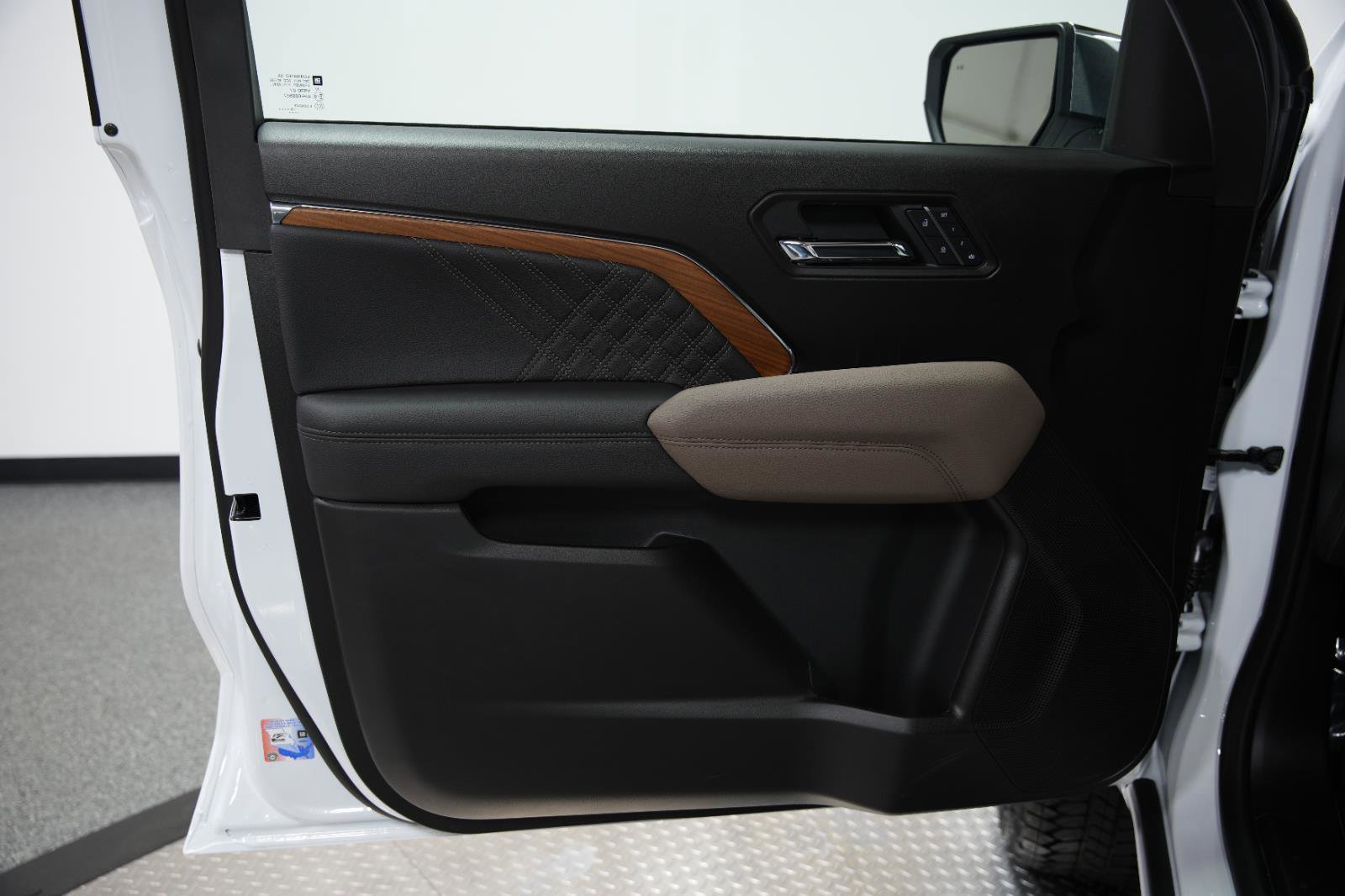 New 2026 GMC Canyon Denali image 20