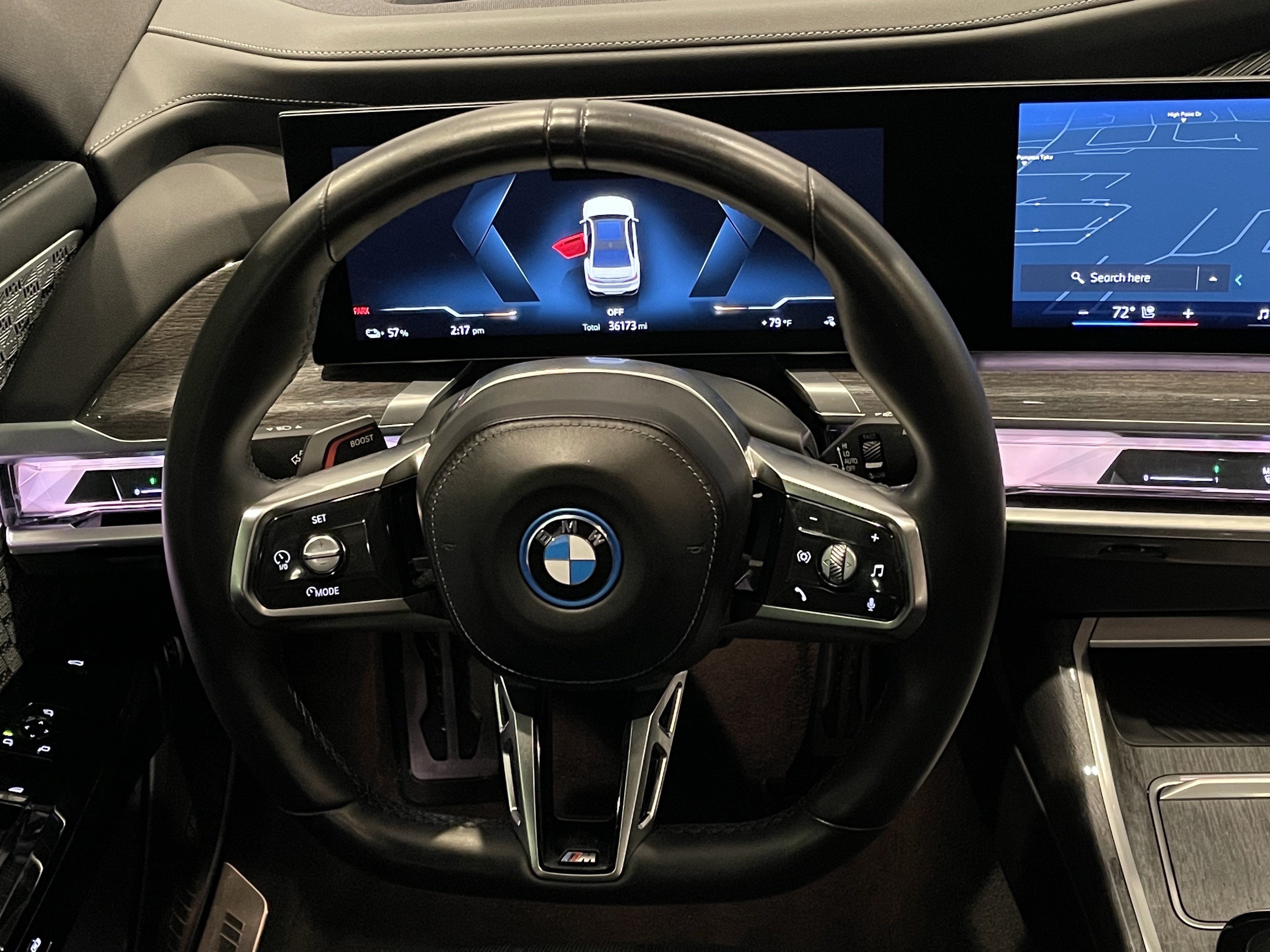 Certified 2023 BMW i7 xDrive60 AWD/4WD image 19