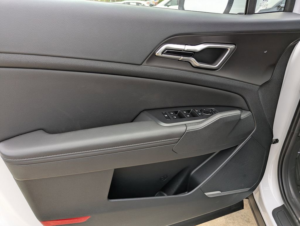 New 2026 Kia Sportage EX image 18