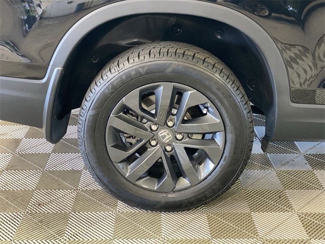Used 2025 Honda Ridgeline Sport image 37