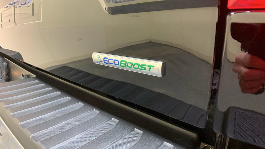 Used 2018 Ford F150 Lariat w/ Equipment Group 502A Luxury AWD/4WD image 19