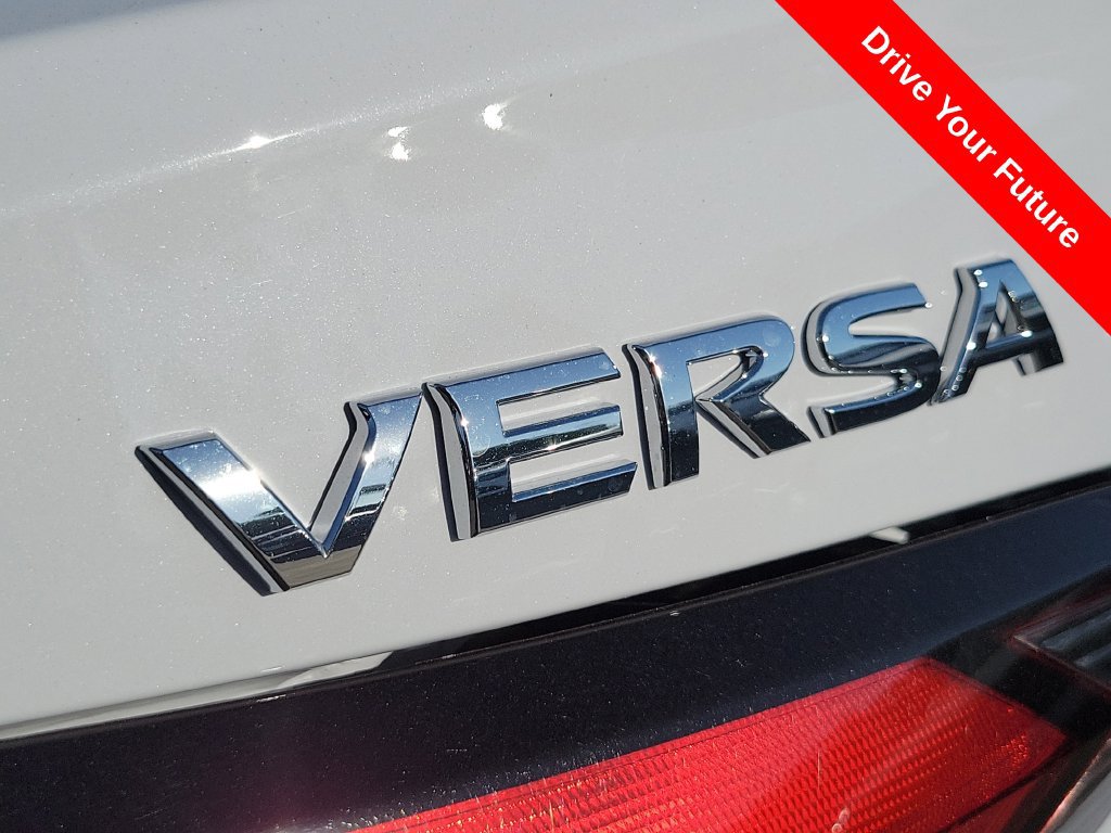 Used 2025 Nissan Versa SV w/ Trunk Package FWD image 21