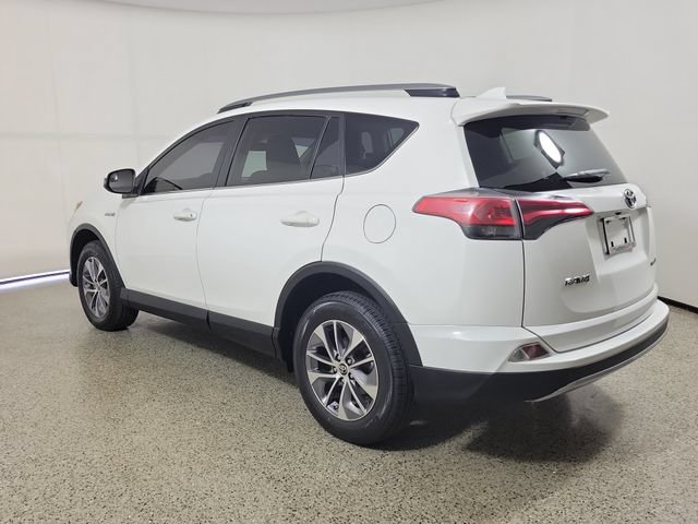Used 2018 Toyota RAV4 LE Plus AWD/4WD image 7