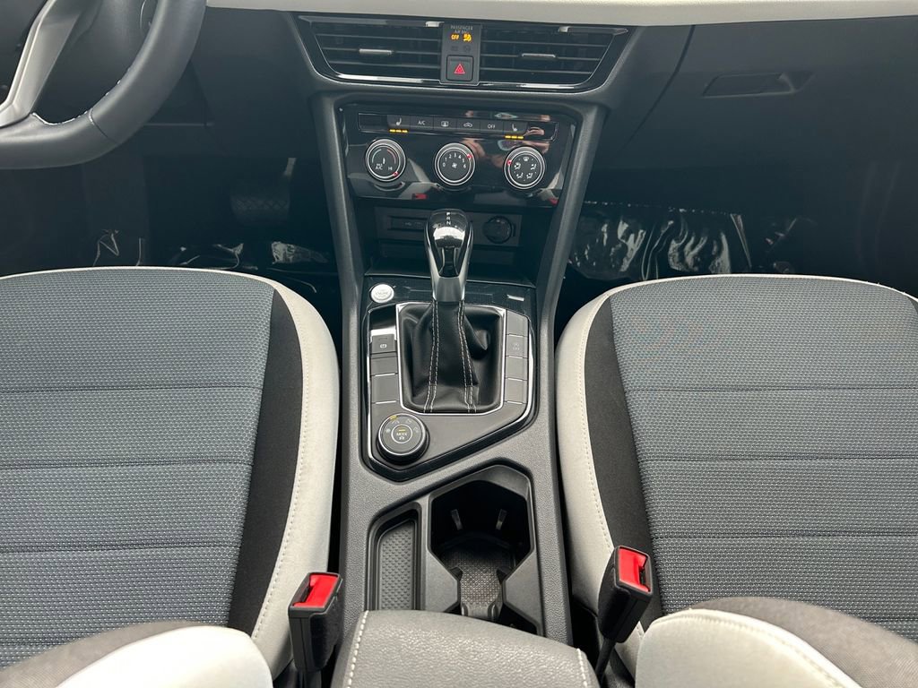 Used 2025 Volkswagen Taos S AWD/4WD image 12