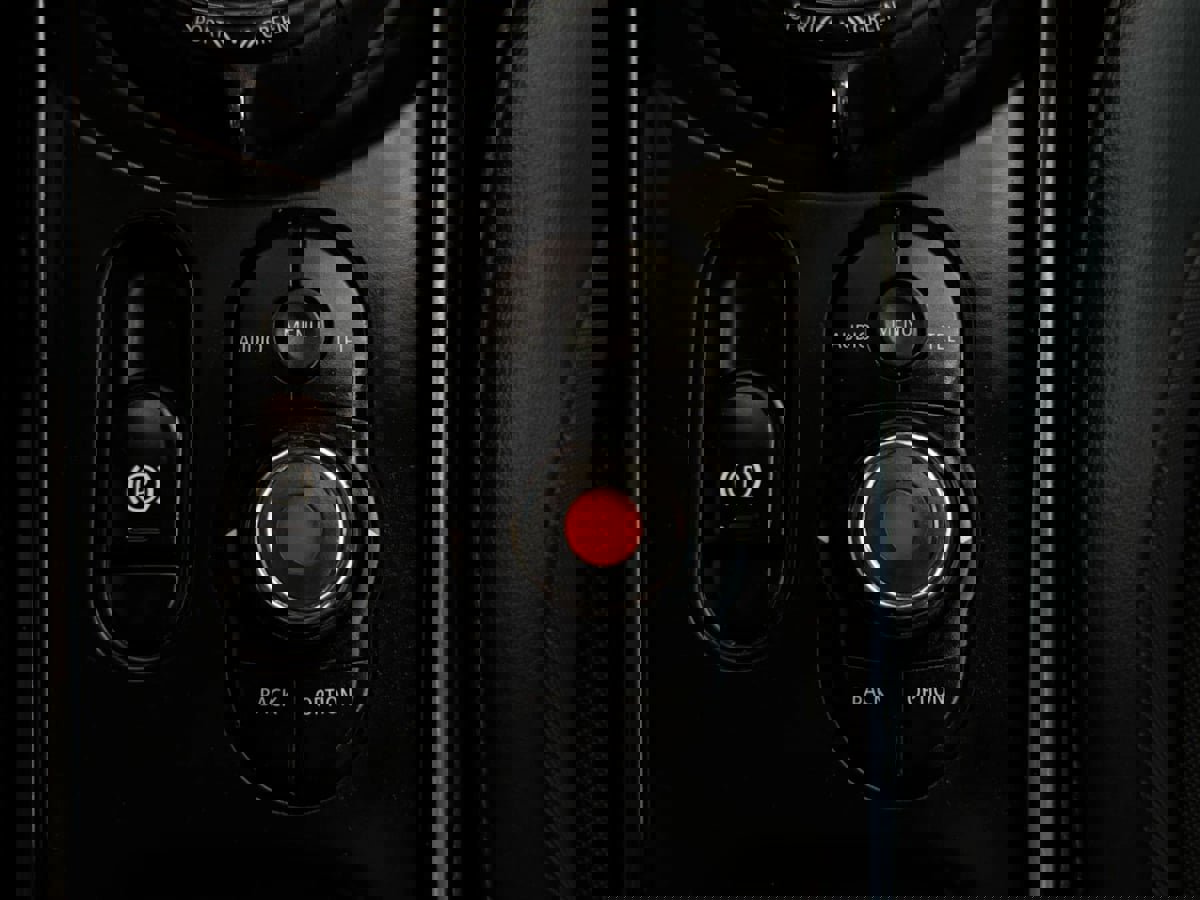 Used 2016 MINI Cooper Clubman image 54