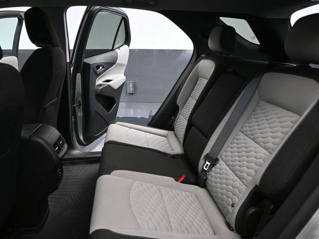 Used 2021 Chevrolet Equinox LS w/ LS Convenience Package image 34