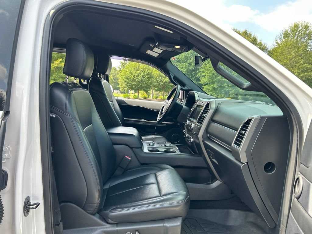 Used 2019 Ford Expedition Max XLT w/ Equipment Group 202A AWD/4WD image 55