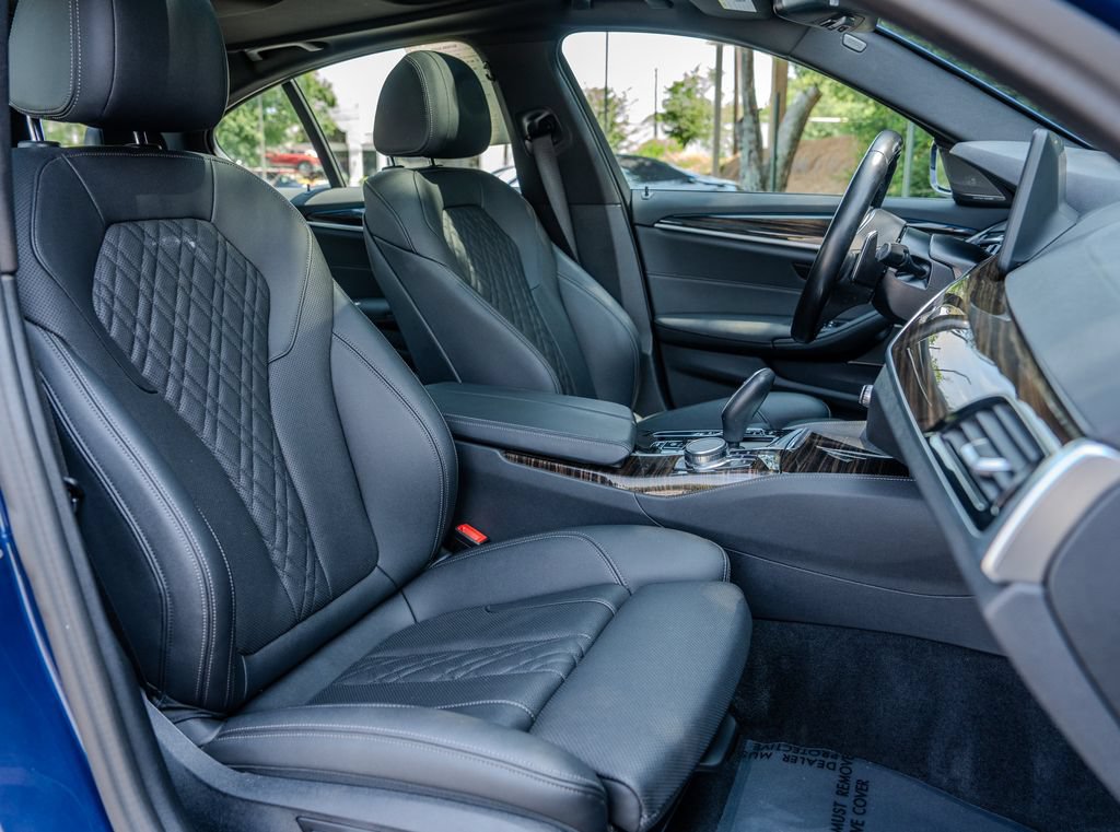Used 2023 BMW 530e w/ M Sport Package RWD image 23