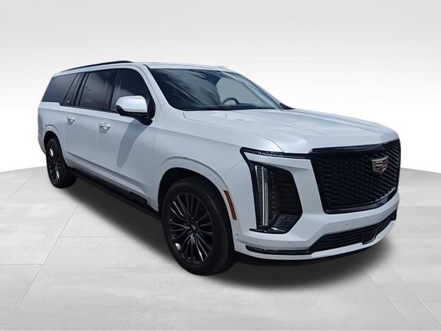 Used 2025 Cadillac Escalade ESV Sport Platinum AWD/4WD image 2
