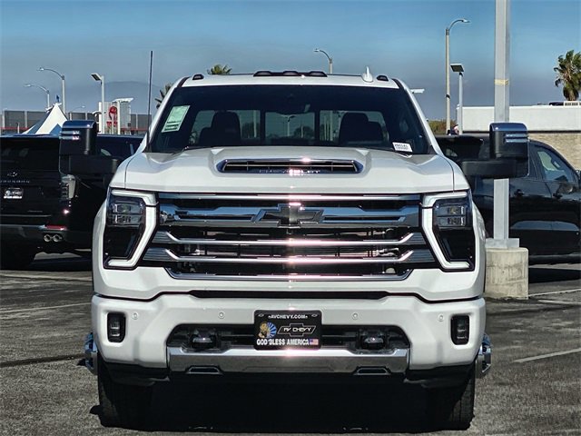 New 2026 Chevrolet Silverado 3500 High Country w/ High Country Premium Package image 2