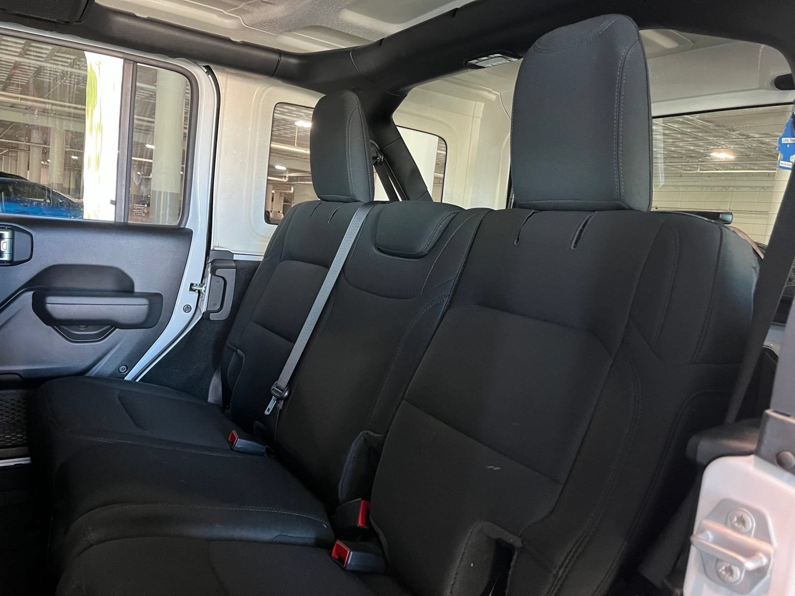 Used 2021 Jeep Wrangler Unlimited Sport AWD/4WD image 34