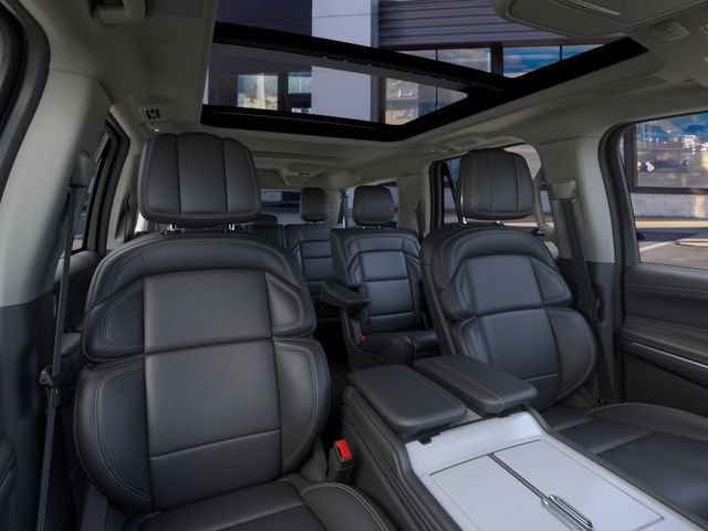 New 2026 Lincoln Navigator L Reserve AWD/4WD image 30