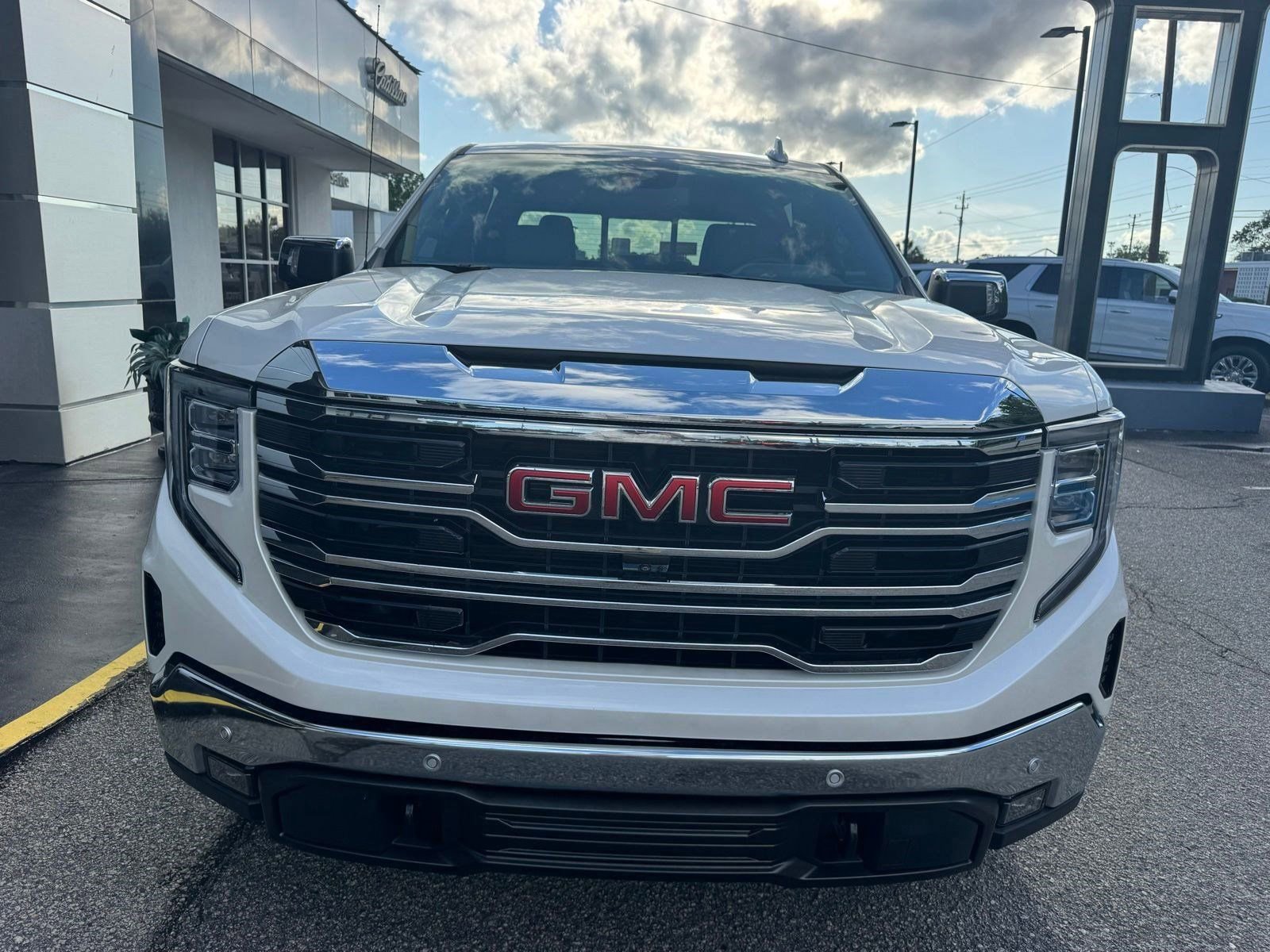 Certified 2024 GMC Sierra 1500 SLT w/ SLT Premium Plus Package AWD/4WD image 7