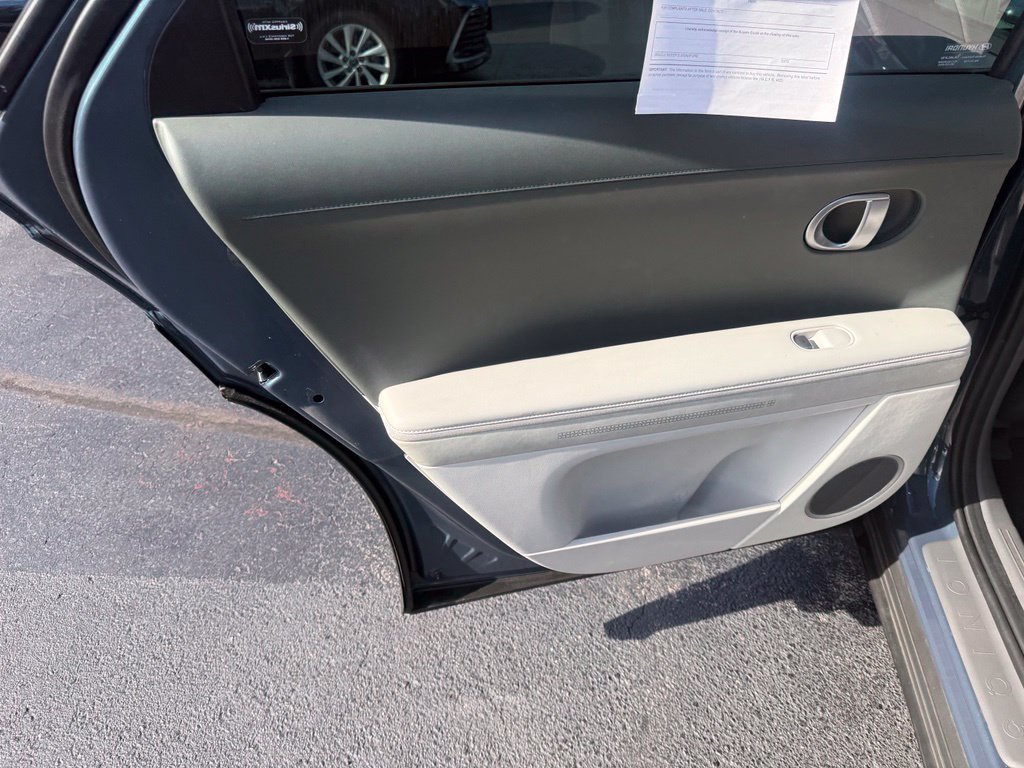 Used 2023 Hyundai Ioniq 5 SEL AWD/4WD image 15
