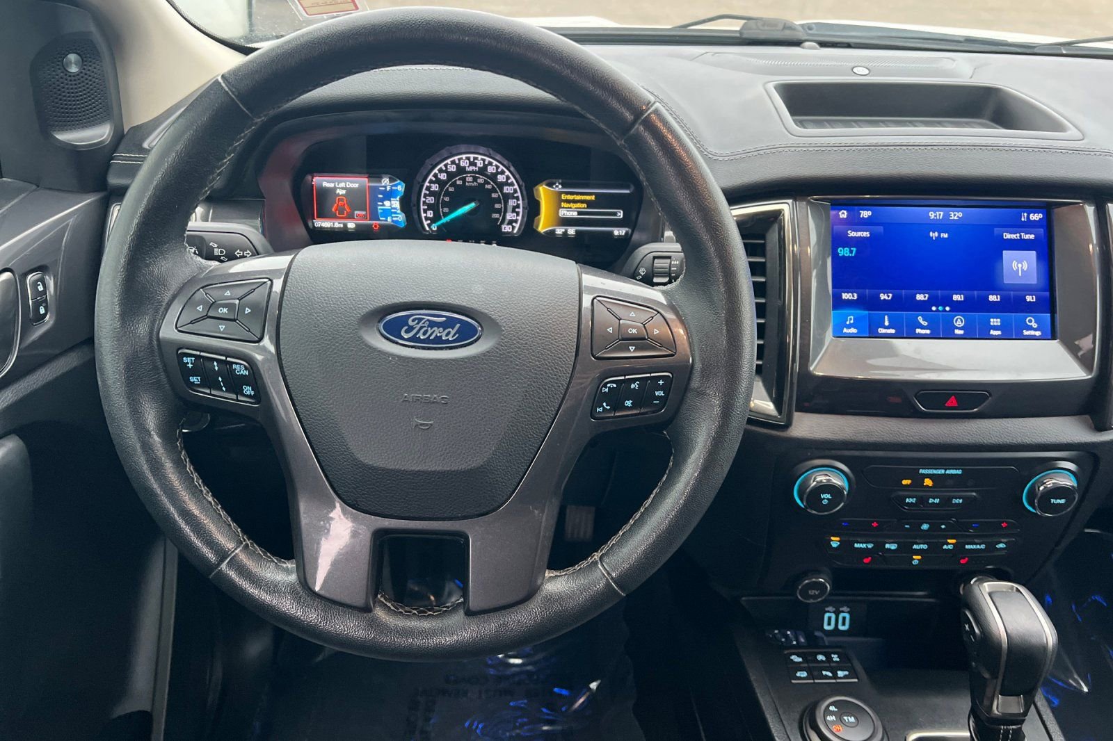 Used 2021 Ford Ranger Lariat w/ Equipment Group 501A High image 14