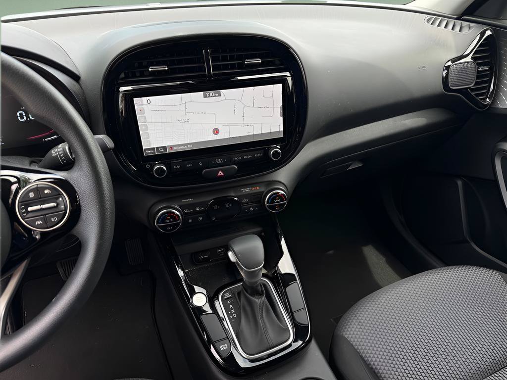 Used 2023 Kia Soul S FWD image 26