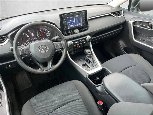 Used 2022 Toyota RAV4 LE FWD image 20