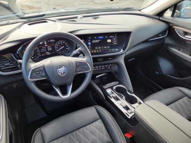 Used 2023 Buick Envision Avenir image 25