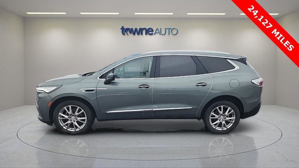 Used 2024 Buick Enclave Essence w/ Experience Buick Package image 2