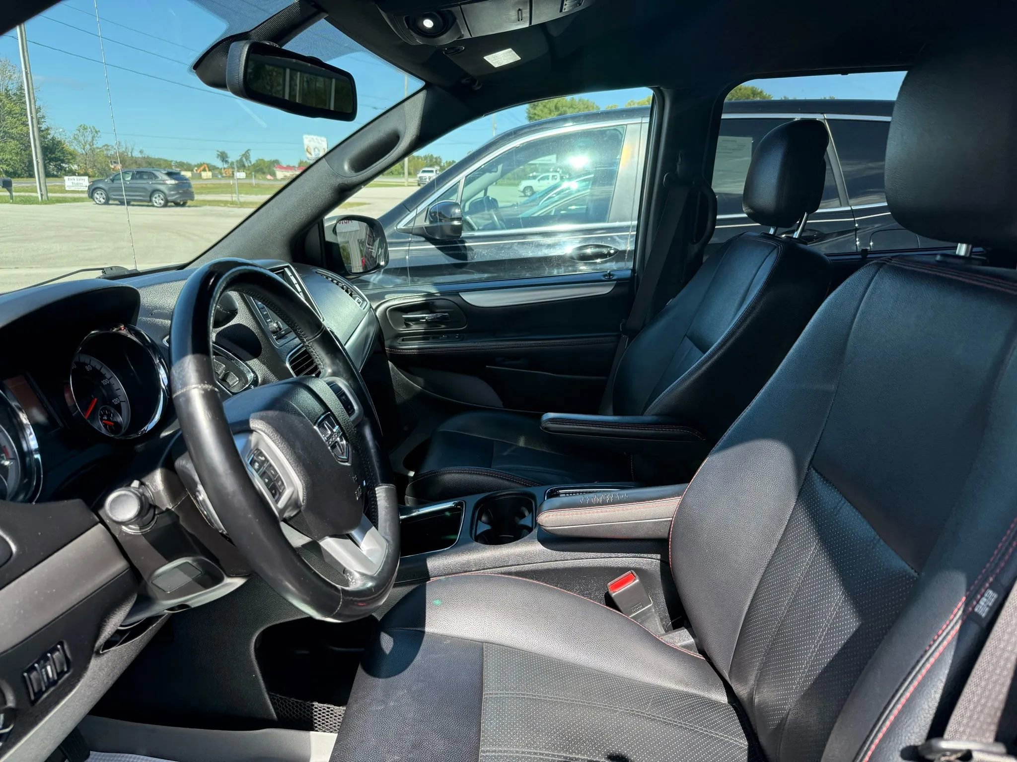 Used 2019 Dodge Grand Caravan GT image 5