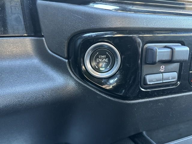 Used 2024 Chevrolet Silverado 1500 ZR2 image 17