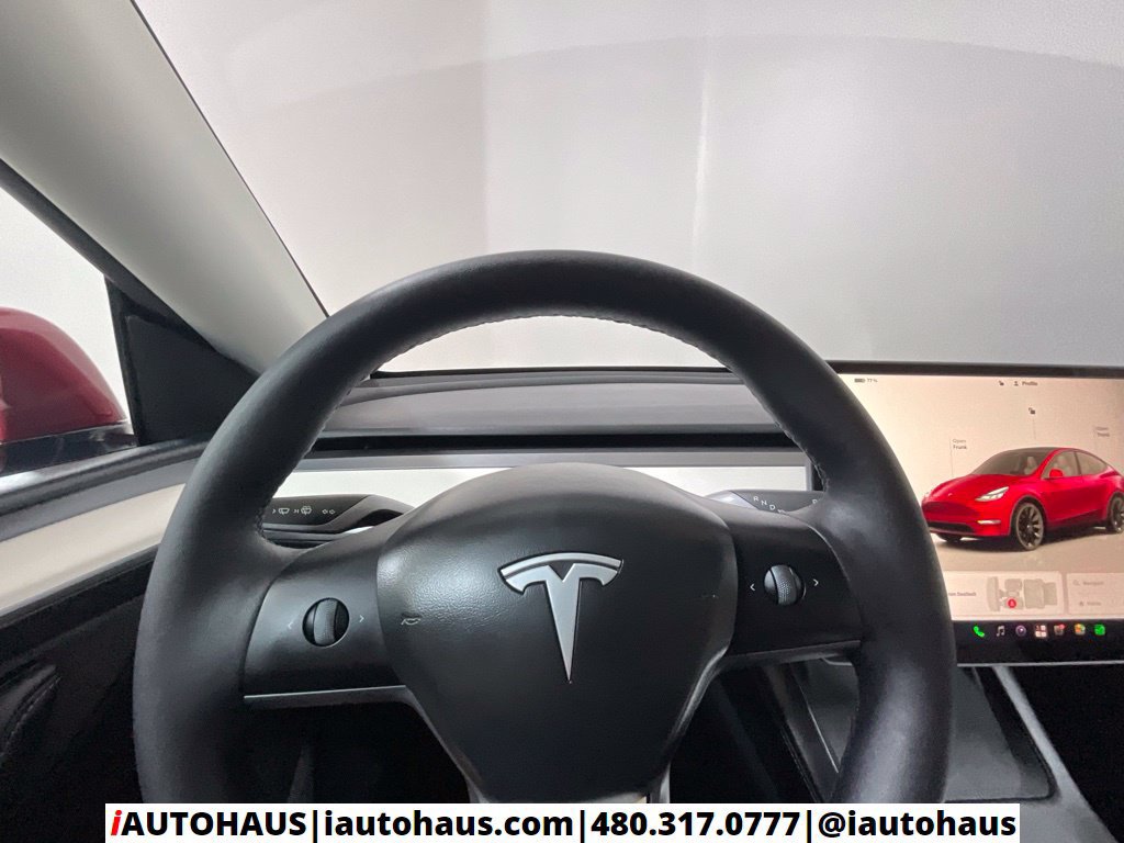 Used 2024 Tesla Model Y Long Range AWD/4WD image 25