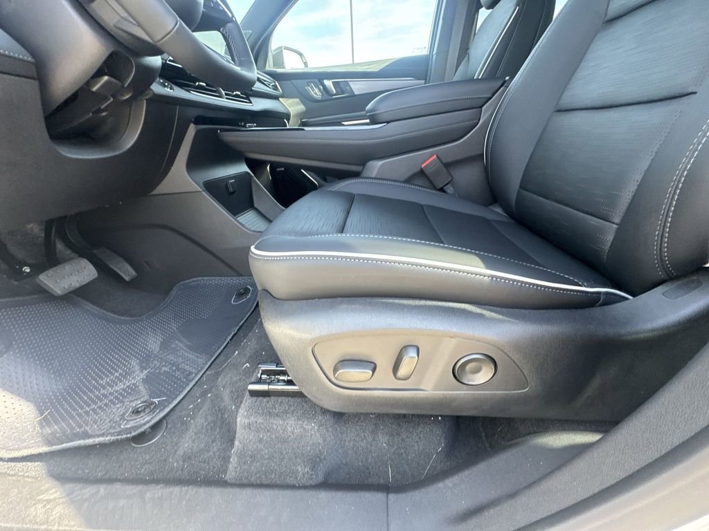 New 2026 Buick Enclave Sport Touring w/ Power Package FWD image 12