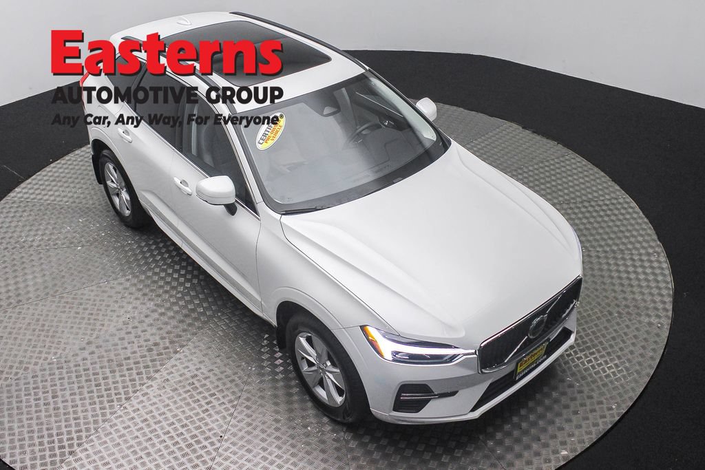 Used 2022 Volvo XC60 B5 Momentum AWD/4WD image 5