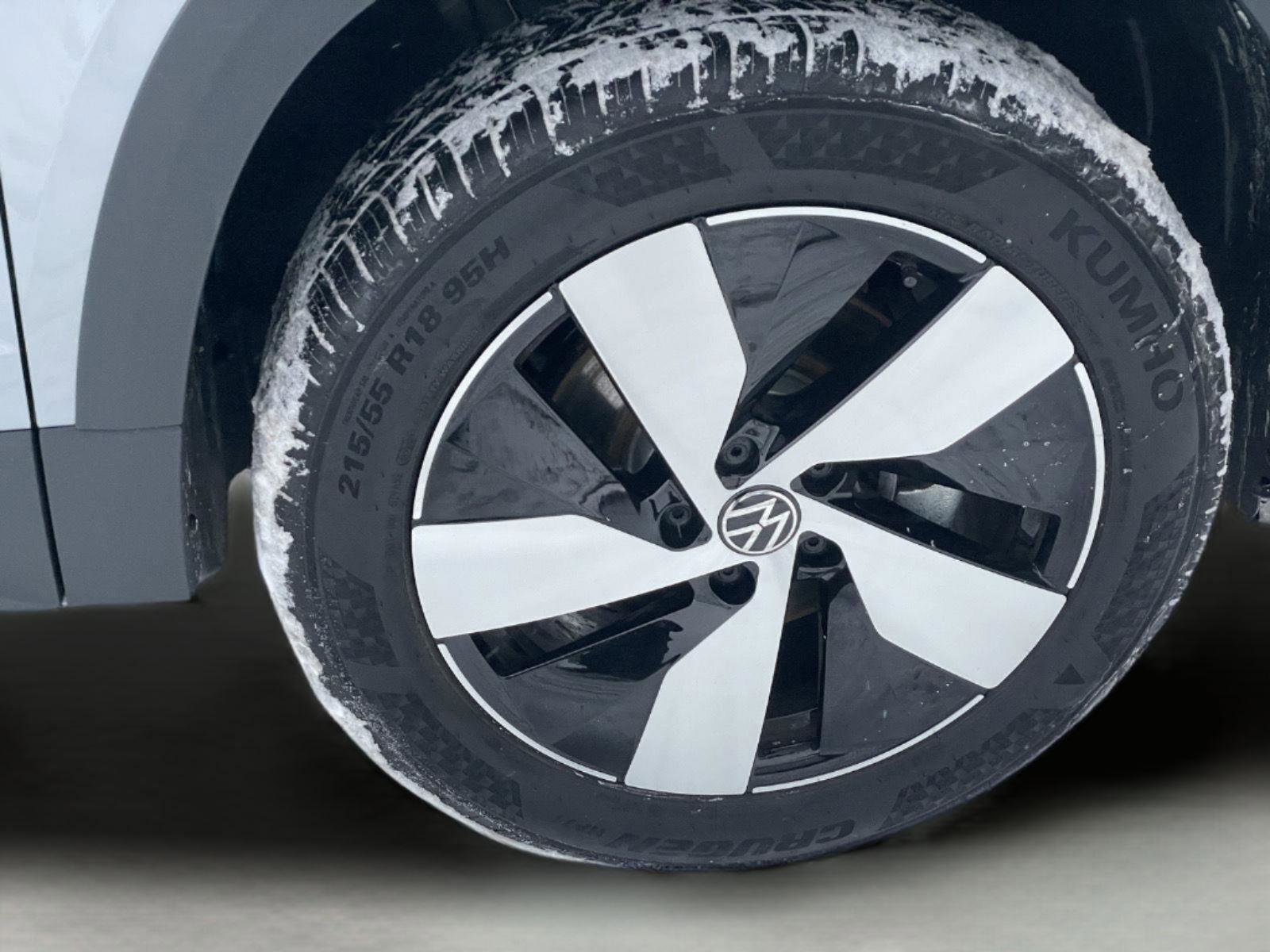 Used 2024 Volkswagen Taos S image 10