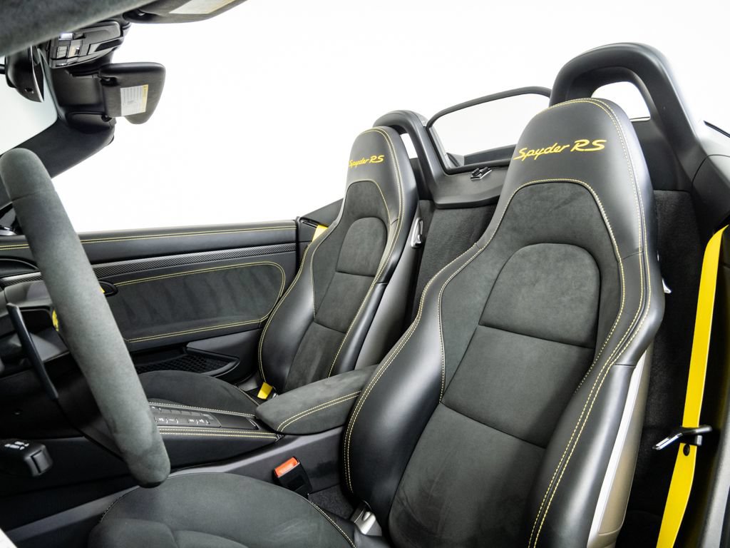 Certified 2025 Porsche 718 Boxster Spyder RS RWD image 5