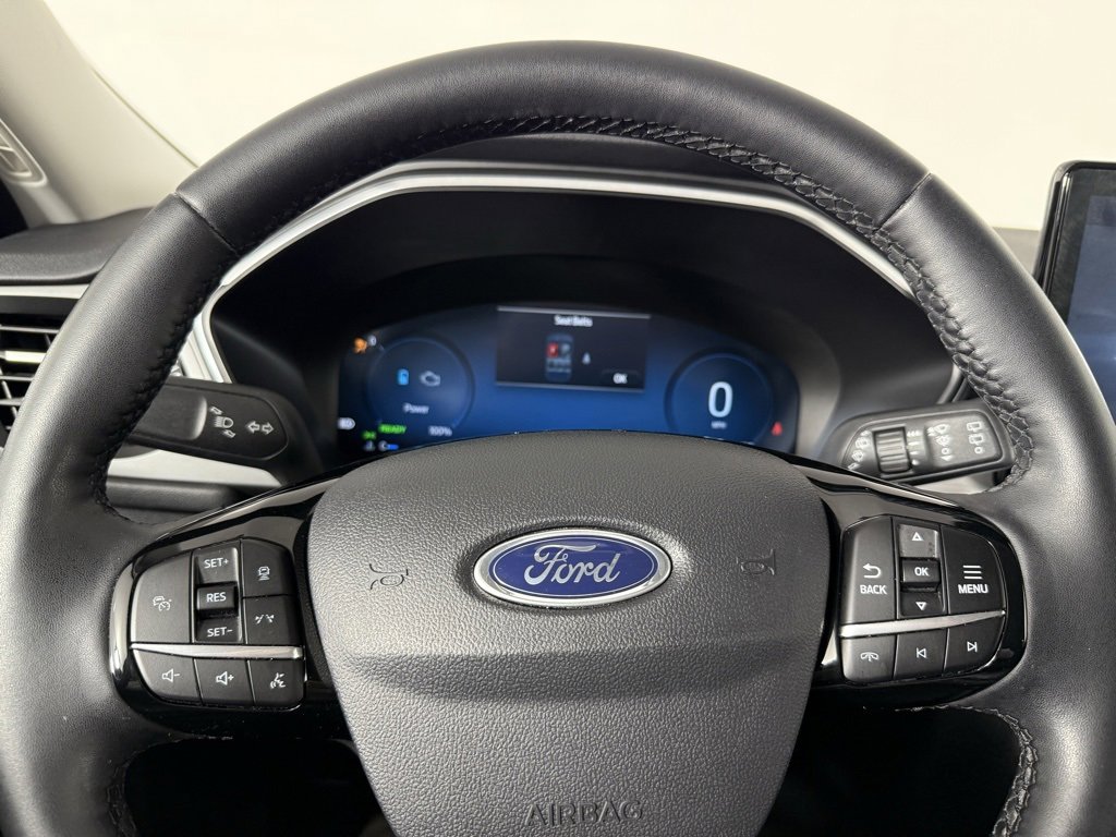Used 2024 Ford Escape Platinum image 25