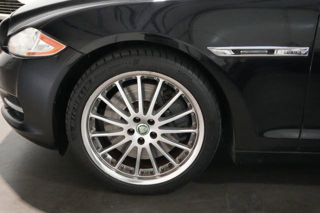 Used 2013 Jaguar XJ Supercharged image 7