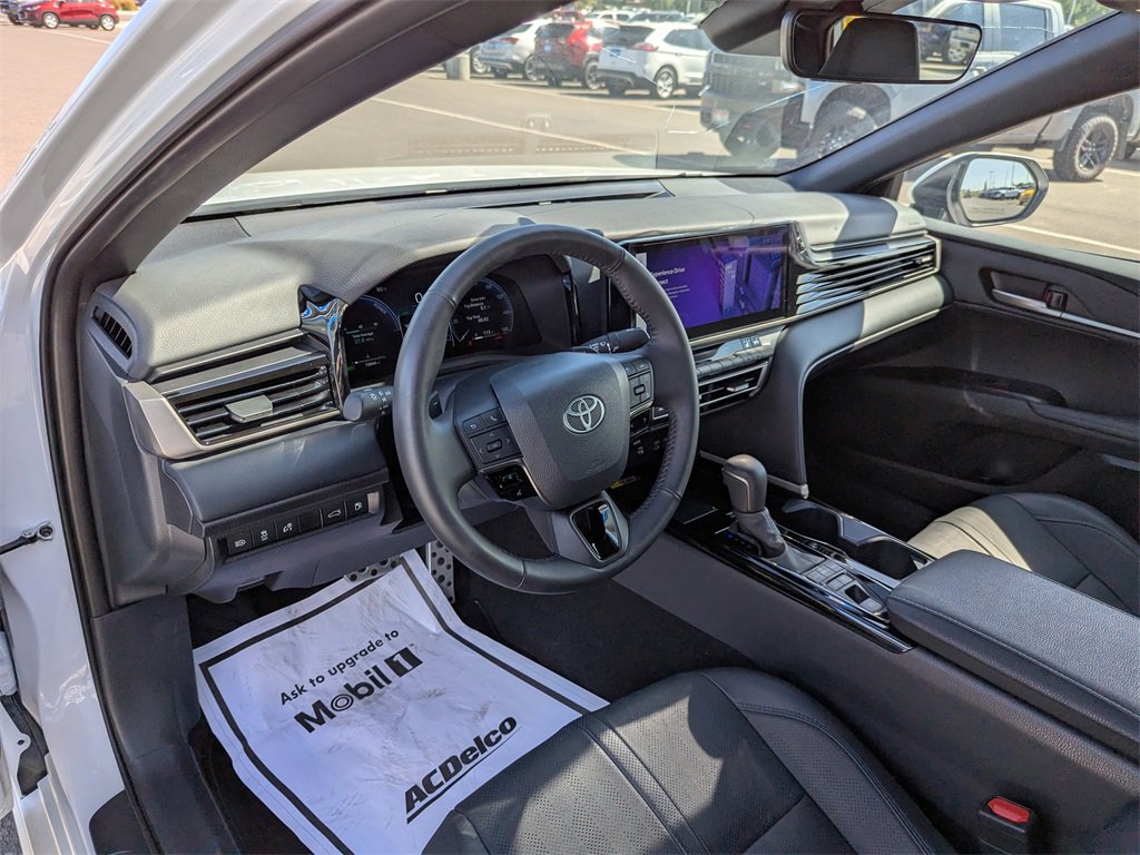 Used 2025 Toyota Camry XSE image 13