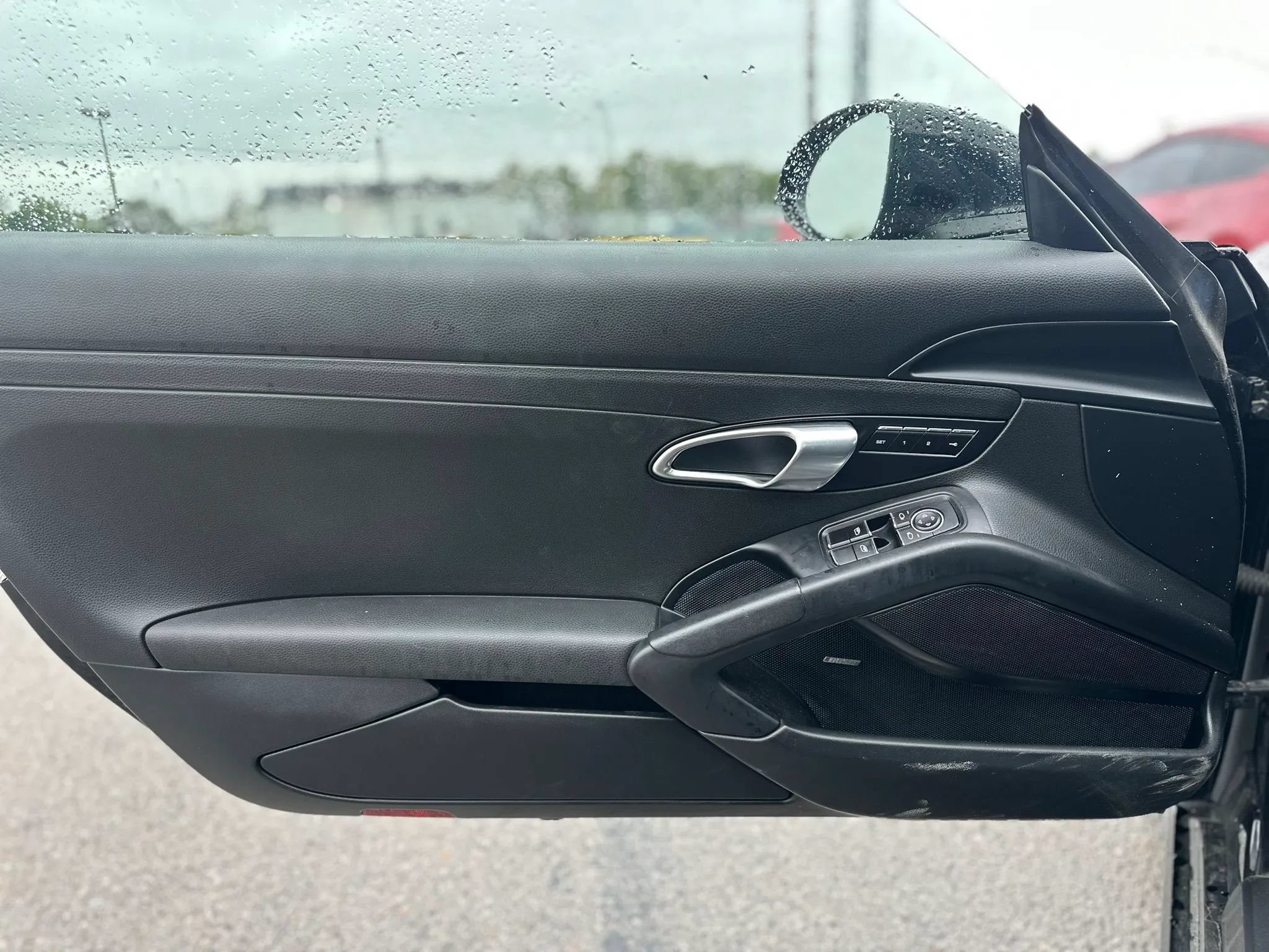 Used 2019 Porsche 718 Cayman RWD image 13