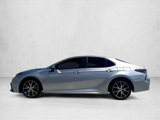 Used 2024 Toyota Camry SE FWD image 6
