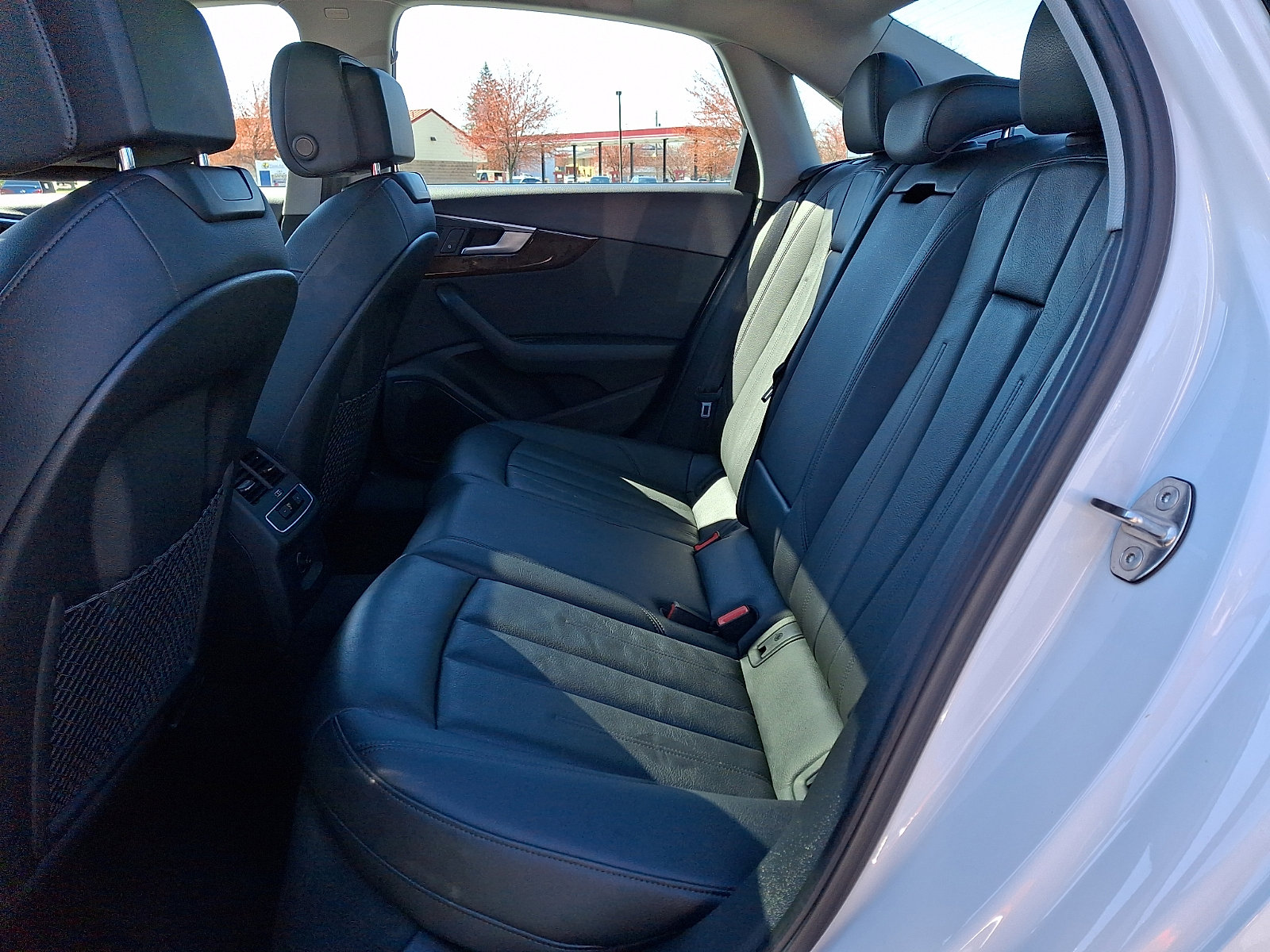 Used 2019 Audi A4 2.0T Premium w/ Convenience Package image 10