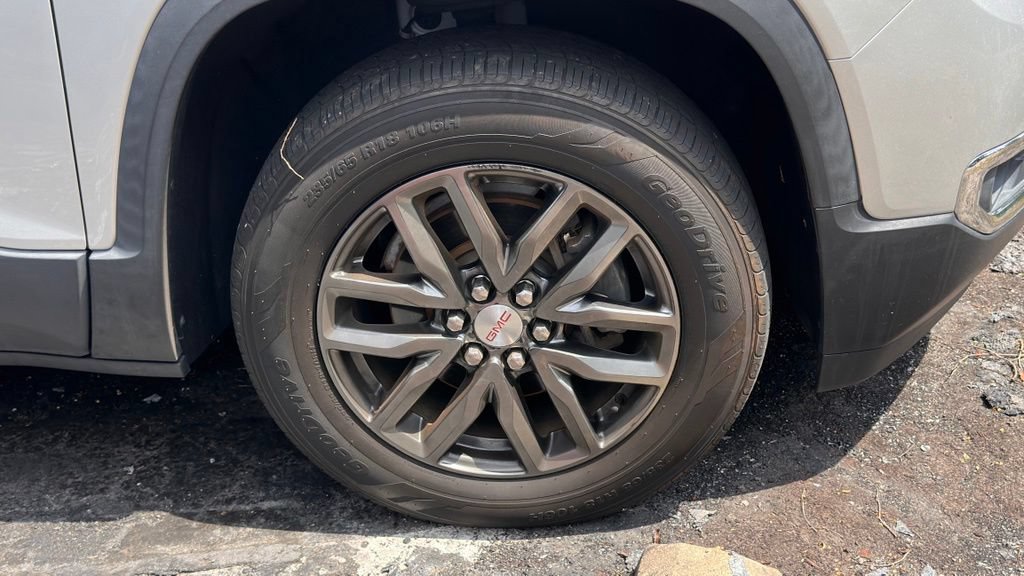 Used 2019 GMC Acadia SLT AWD/4WD image 4